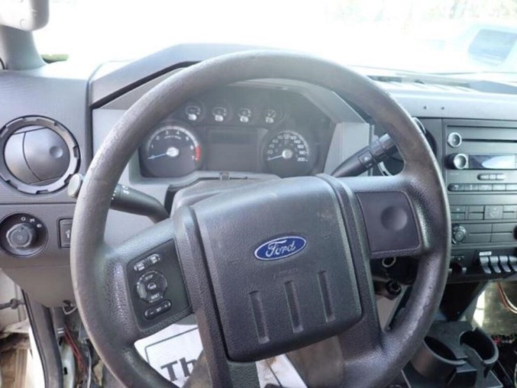 2012-ford-f250-xl-image-21