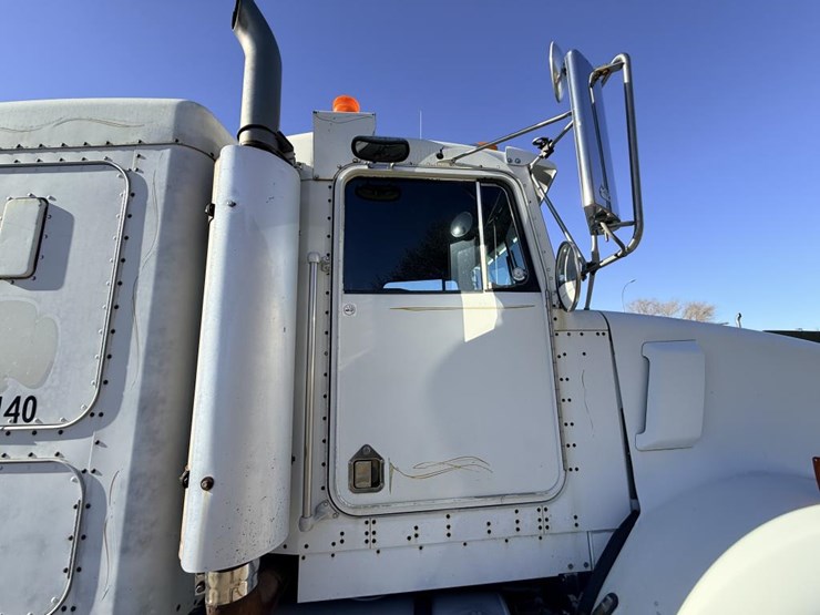 1993-kenworth-t800b-image-29