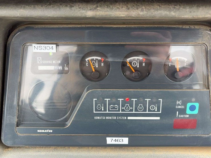 2002-komatsu-d65ex-image-36