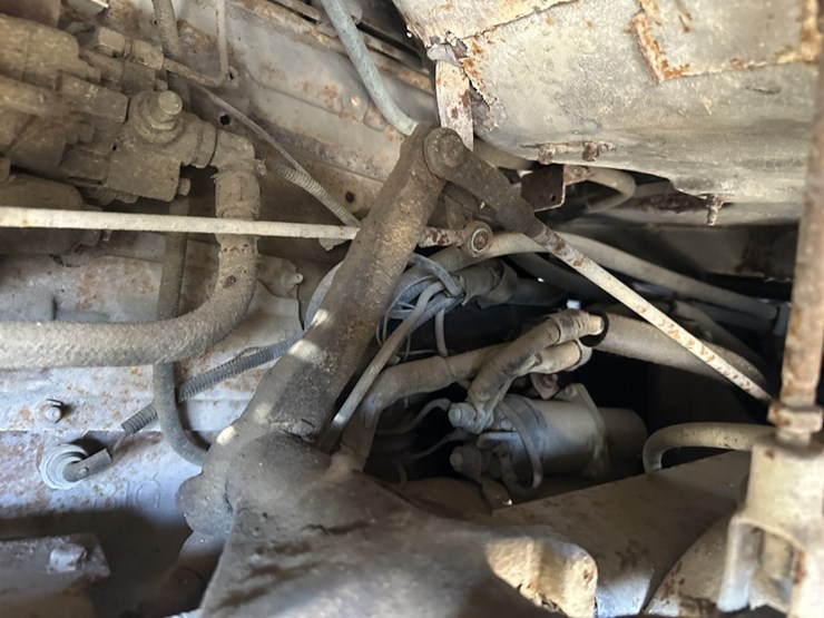 1990-ford-l9000-image-49