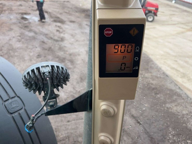 2003-john-deere-8120-image-41