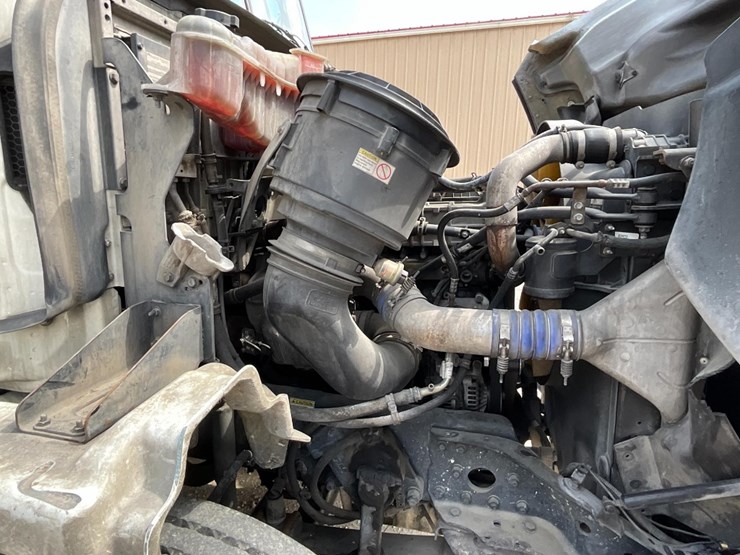 western-star-4700sb-image-27