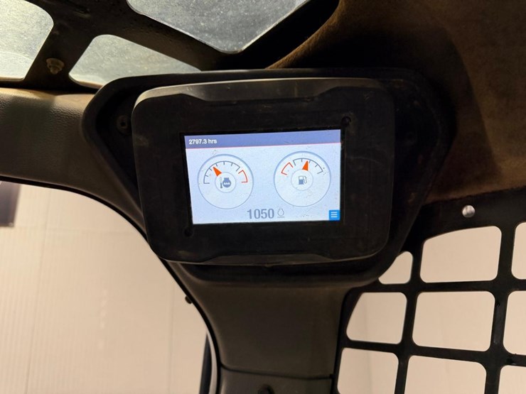 2022-bobcat-t62-image-23