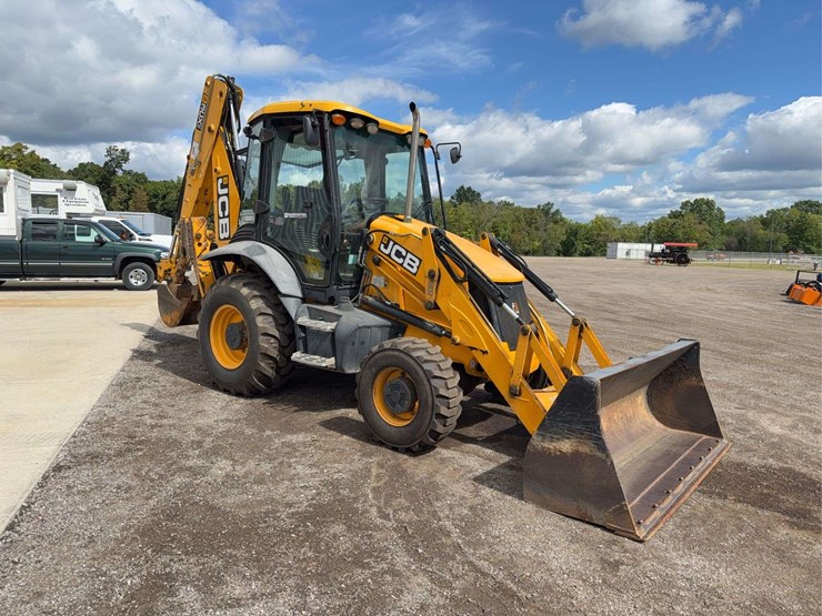 jcb-3cx-image-2