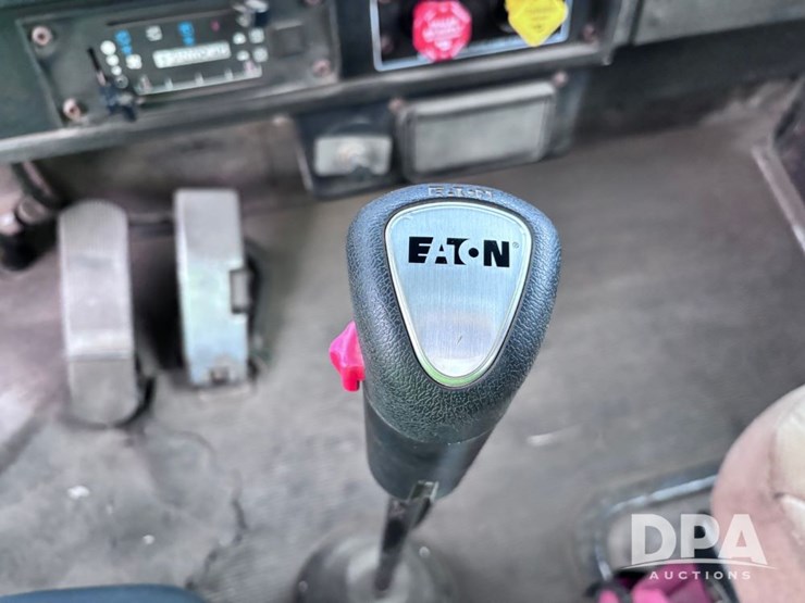 1995-kenworth-t800-image-90