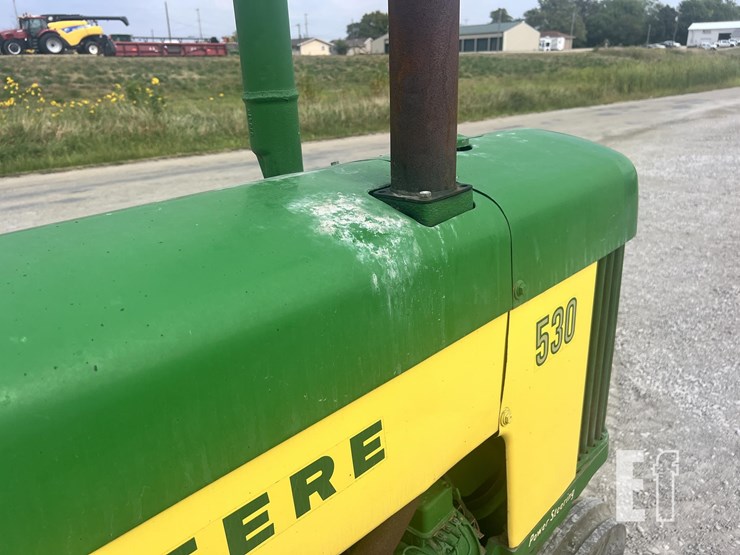 john-deere-530-image-24