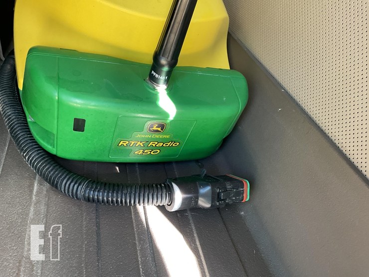 john-deere-r4038-image-54