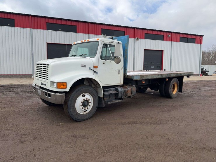 1997-international-4900-image-1