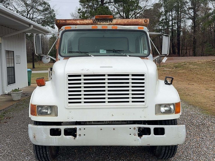 2001-international-4700-image-8