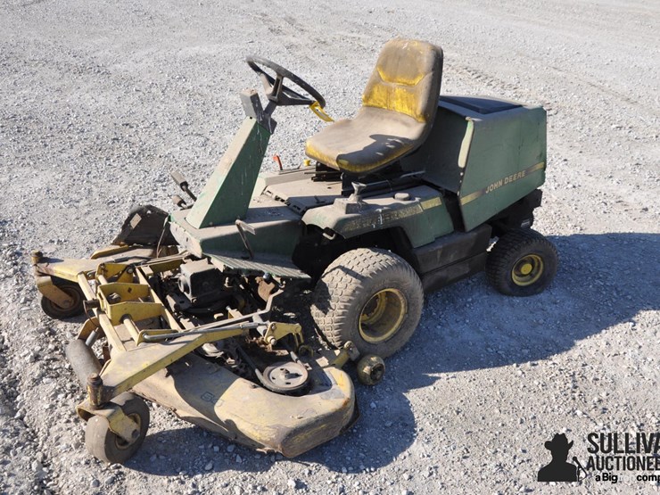 john-deere-f725-image-1