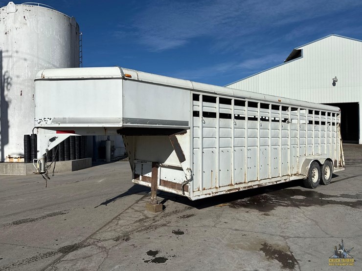 2003-american-fd-221-stock-trailer-image-1