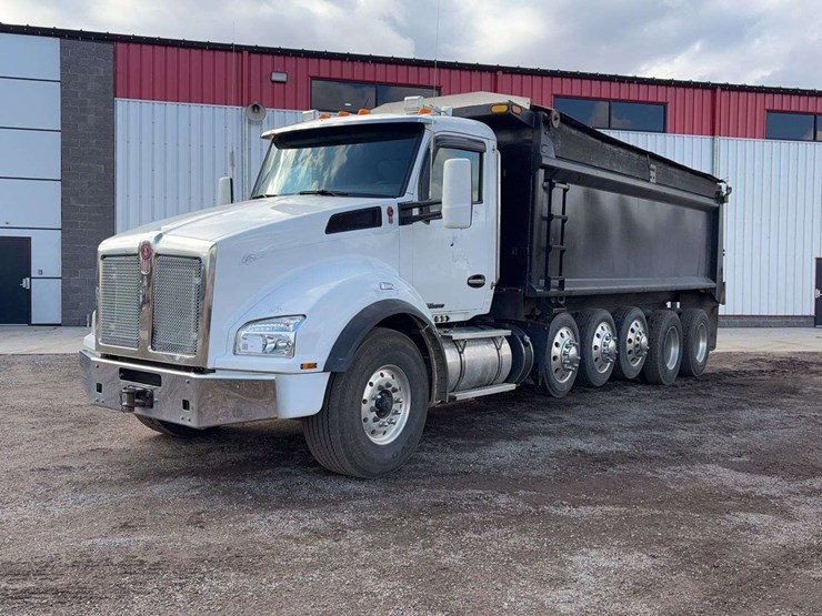 2017-kenworth-t880-image-1