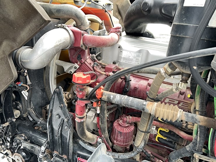 2012-mack-gu713-granite-truck-tractor-vn:1m1ax07yxcm011032-image-16