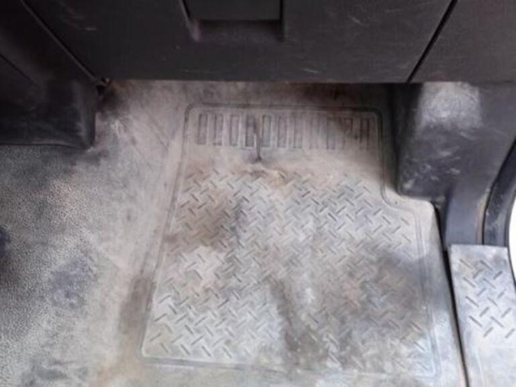 2014-ford-f150-xl-image-39