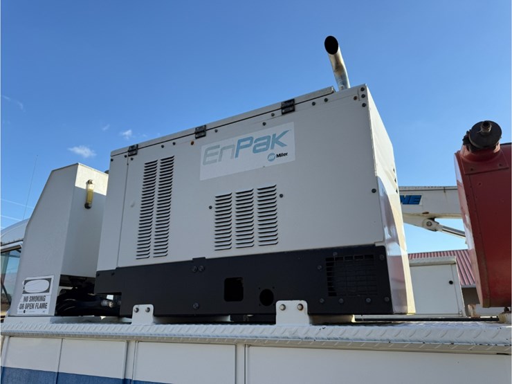 2015-kenworth-t270-image-17