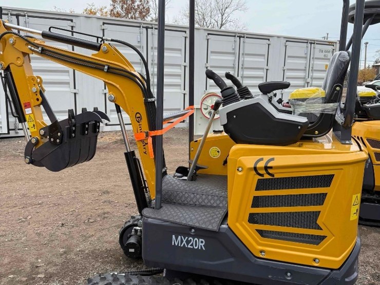 new-cfg-industrial-co-mini-excavator-model-mx20r-image-4