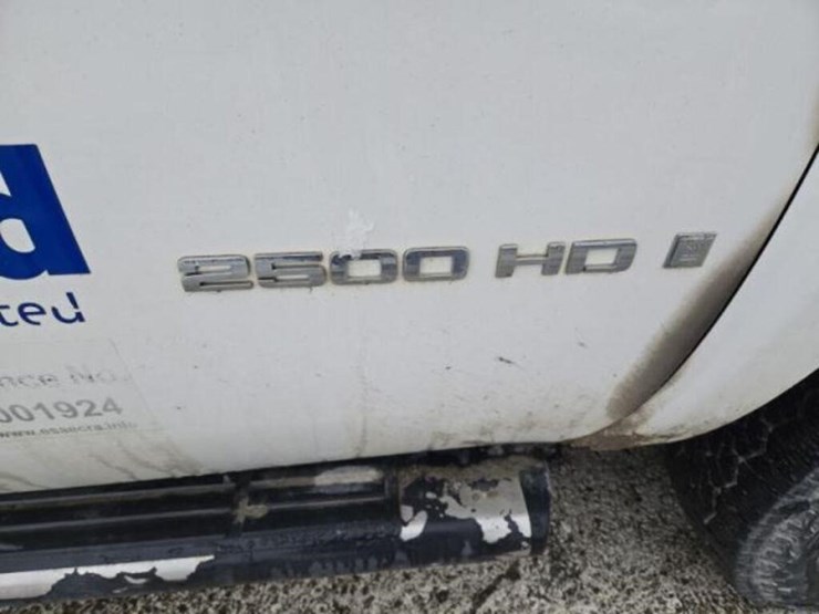 2007-chevrolet-2500-image-16