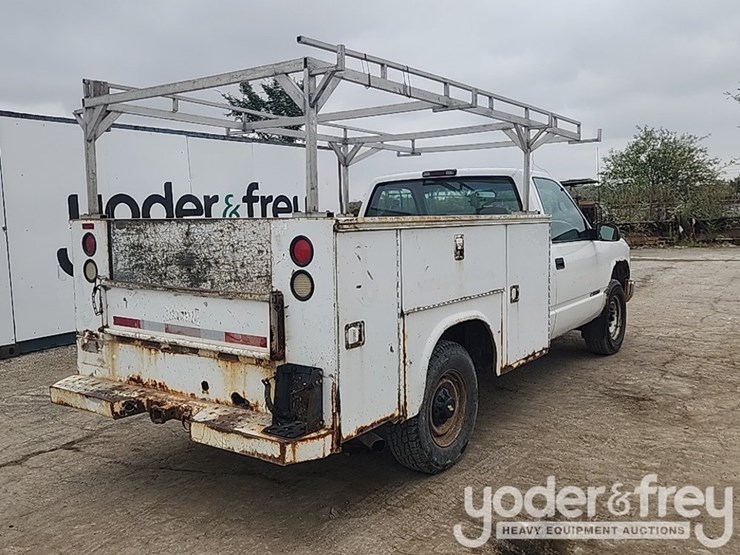 2000-chevrolet-2500-image-5