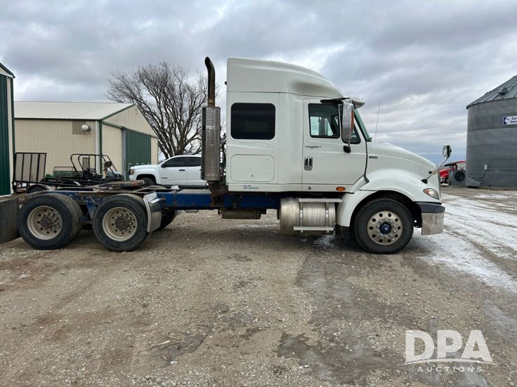 international-prostar-image-17