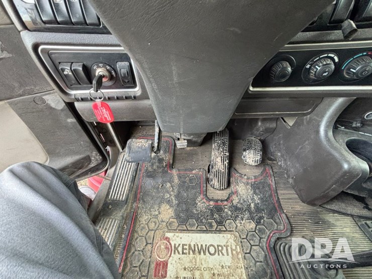 2014-kenworth-t660-image-72