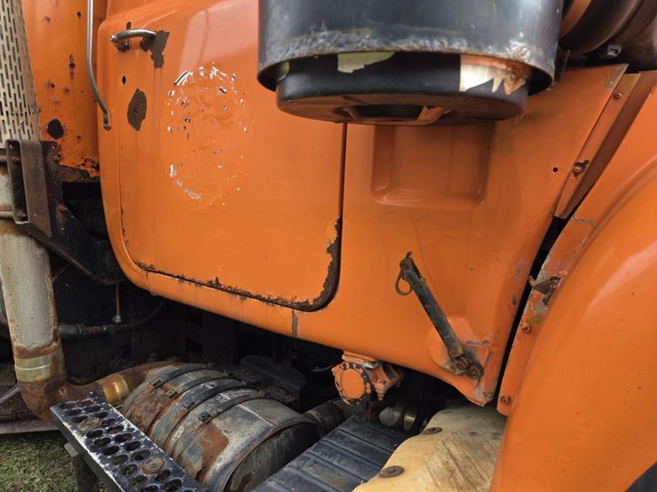 mack-rd690s-image-25