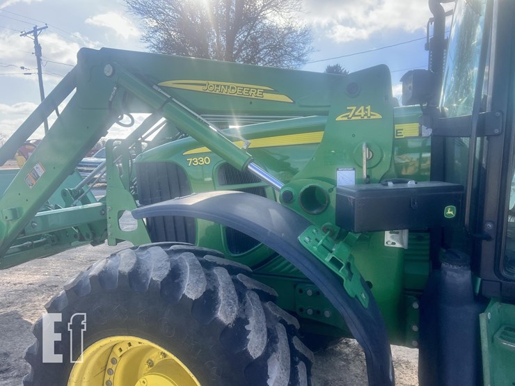 2008-john-deere-7330-image-31