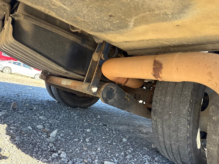 2012-ford-f550-image-22