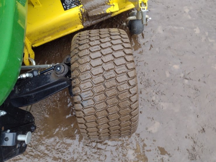 john-deere-x750-image-10