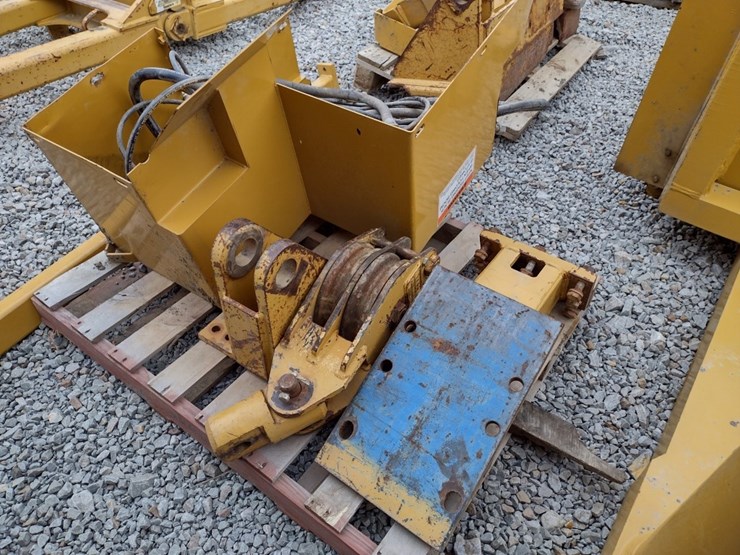 caterpillar-d6n-image-10