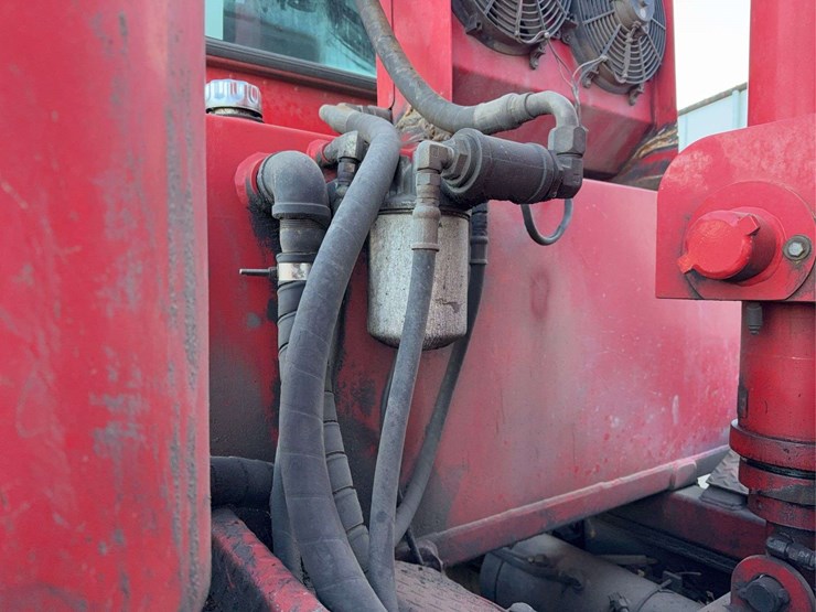 2004-peterbilt-357-image-45