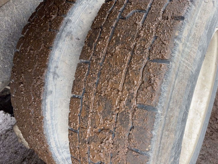 1996-international-5000-image-12