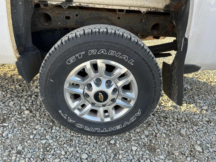 2015-chevrolet-silverado-2500hd-image-123