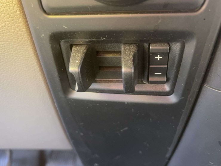 2018-ford-f150-image-35