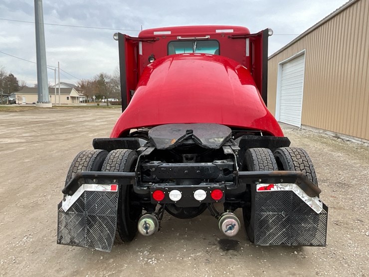 2020-kenworth-t680-image-15