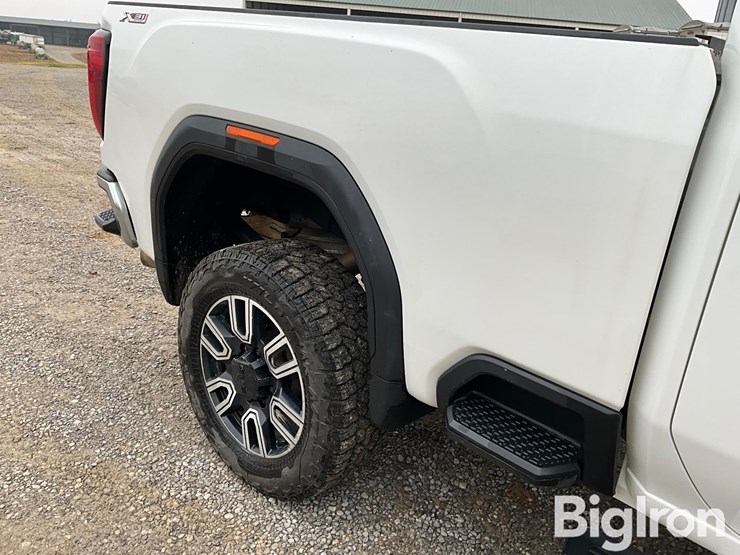 2022-gmc-sierra-2500-image-17