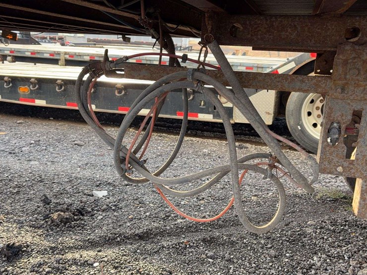 2002-utility-van-image-14