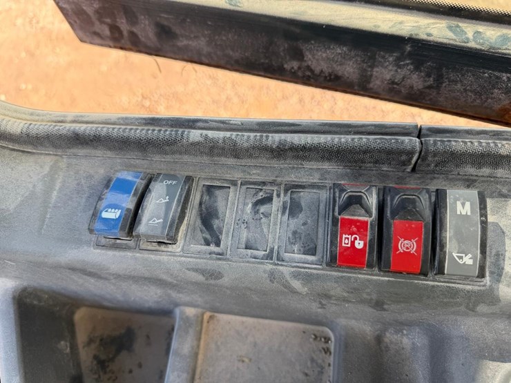 hyundai-hl730-9a-image-29