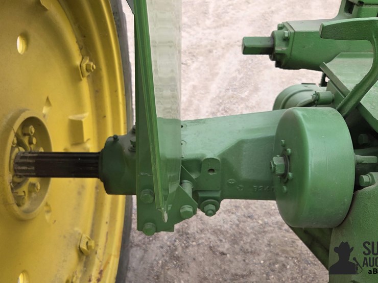 john-deere-b-image-17