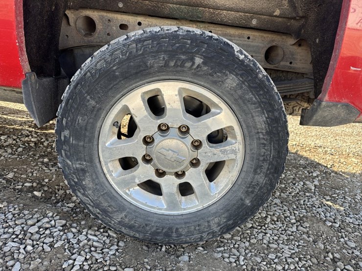 chevrolet-2500hd-image-49