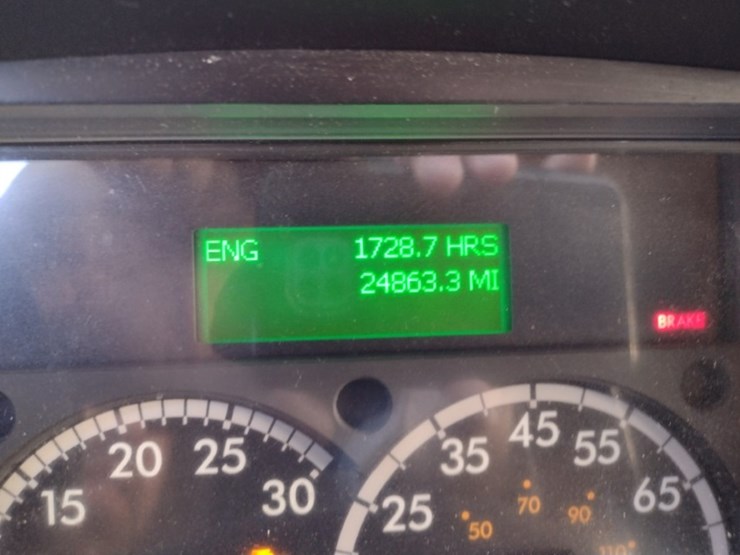 freightliner-m2-106-image-7