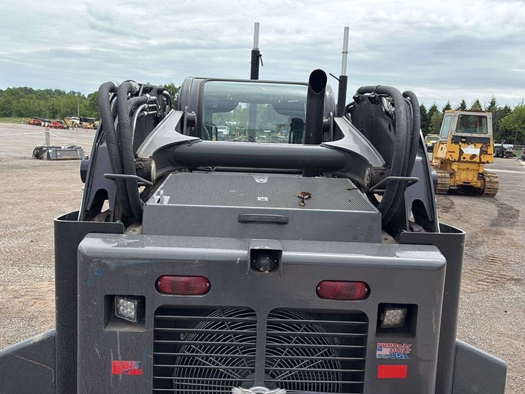 2021-case-dl550-image-29