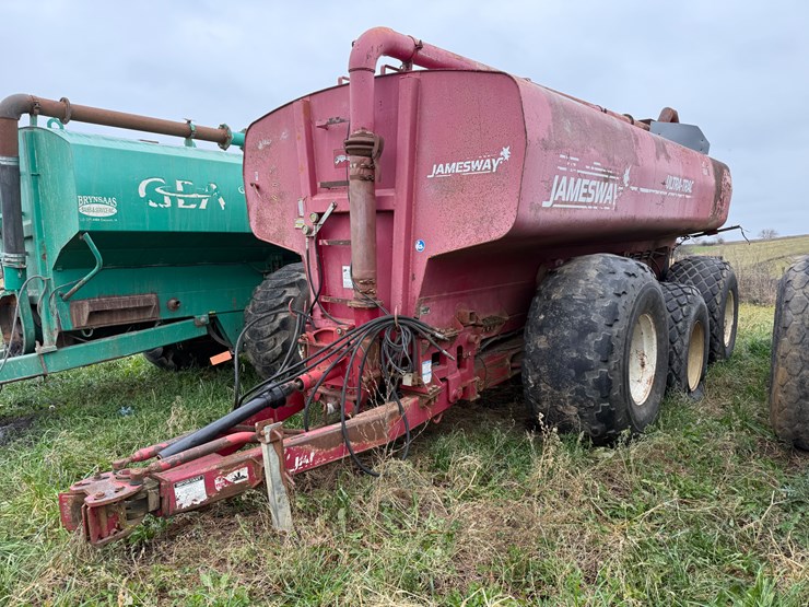 #1033-•-jamesway-ultra-trac-manure-tanker-(fennimore,-wi)-image-1