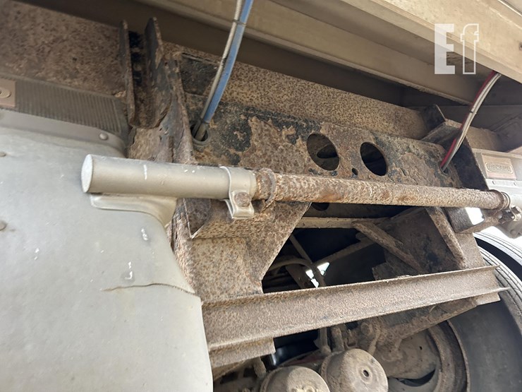 2006-wilson-41ft-grain-trailer-image-33