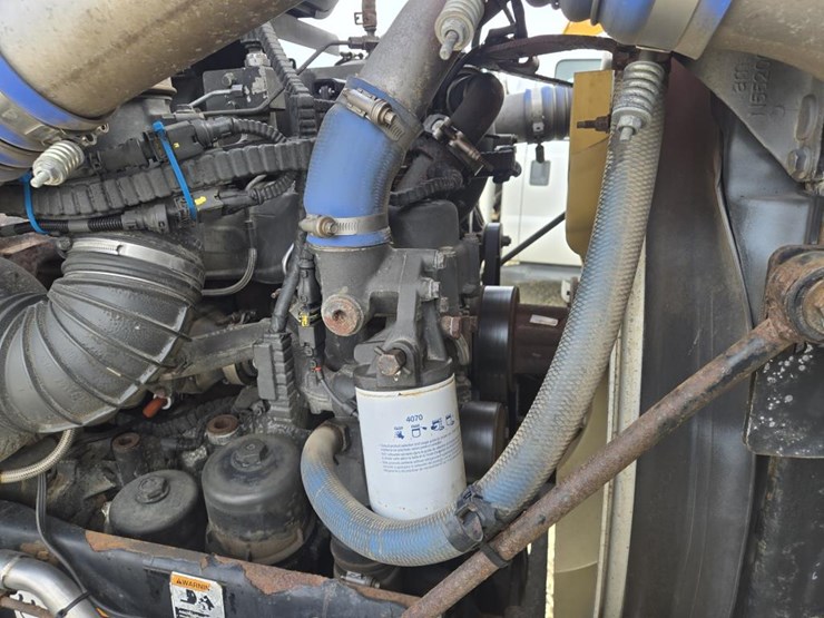 2013-kenworth-t660-image-36