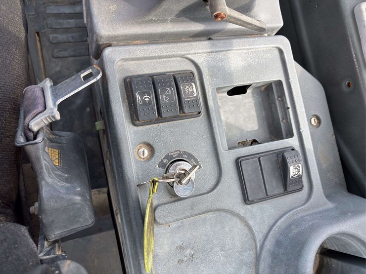 kawasaki-65zv-2-image-38