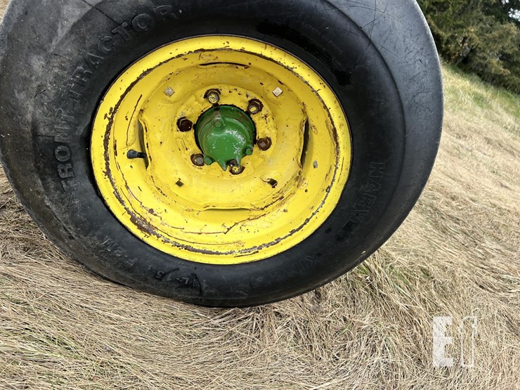 john-deere-4020d-image-8