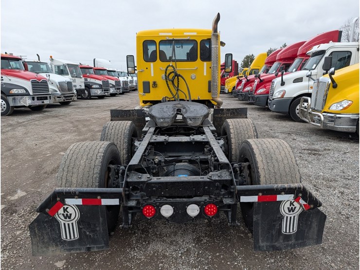 2020-kenworth-t680-image-9