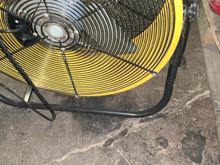 #600-•-maxx-air-electric-fan-image-8