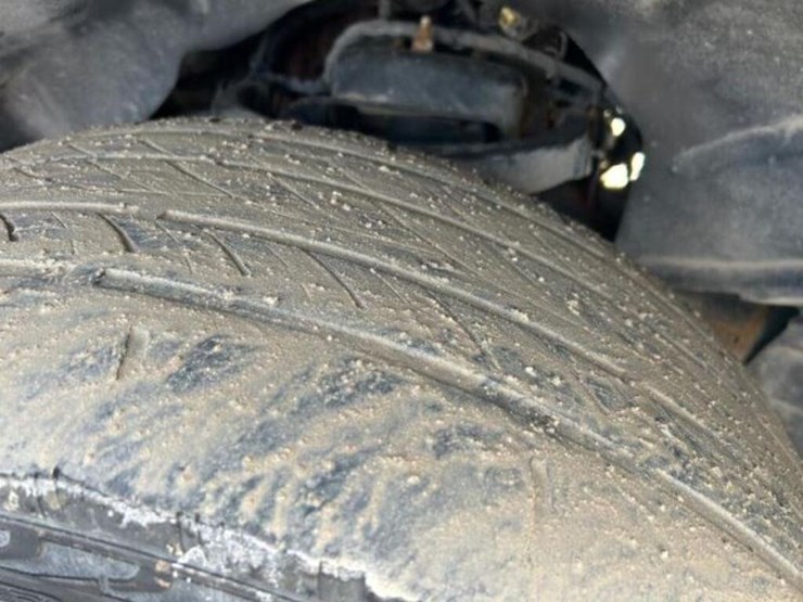 2020-ram-1500-laramie-longhorn-image-46