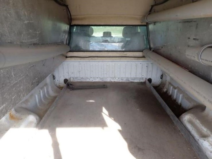 2012-ford-f250-xl-image-38